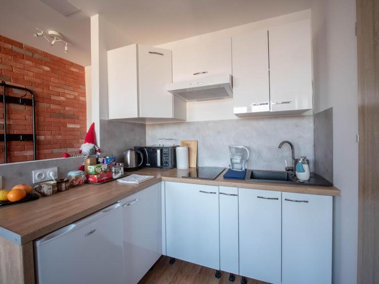 Modern Studio In The City Center Of Wroclaw! Экстерьер фото